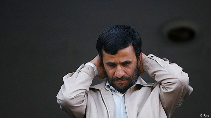 Iran's Ahmadinejad warns against imminent regional war