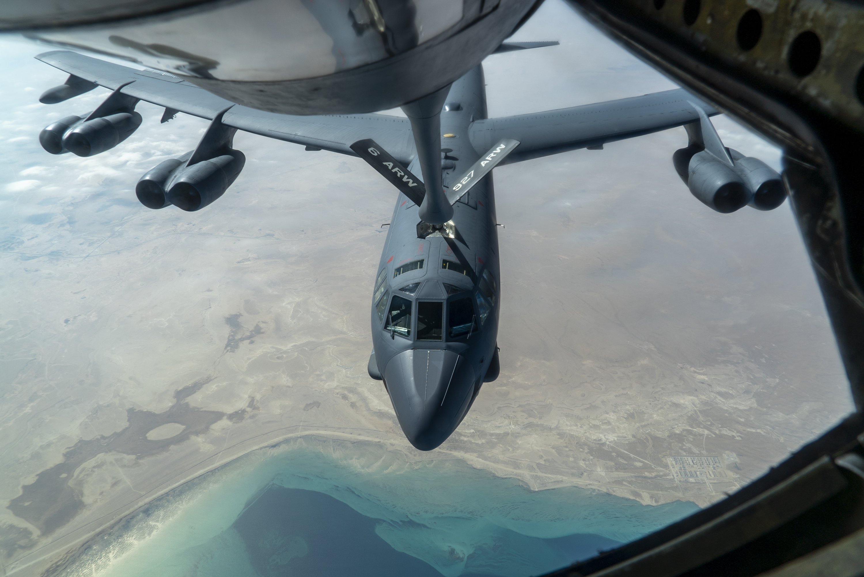 US Bombers Fly over Middle East in ‘Strategic’ Show of Deterrence