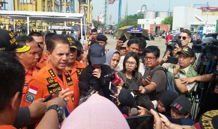 Indonesia jet carrying 62 goes missing on domestic flight