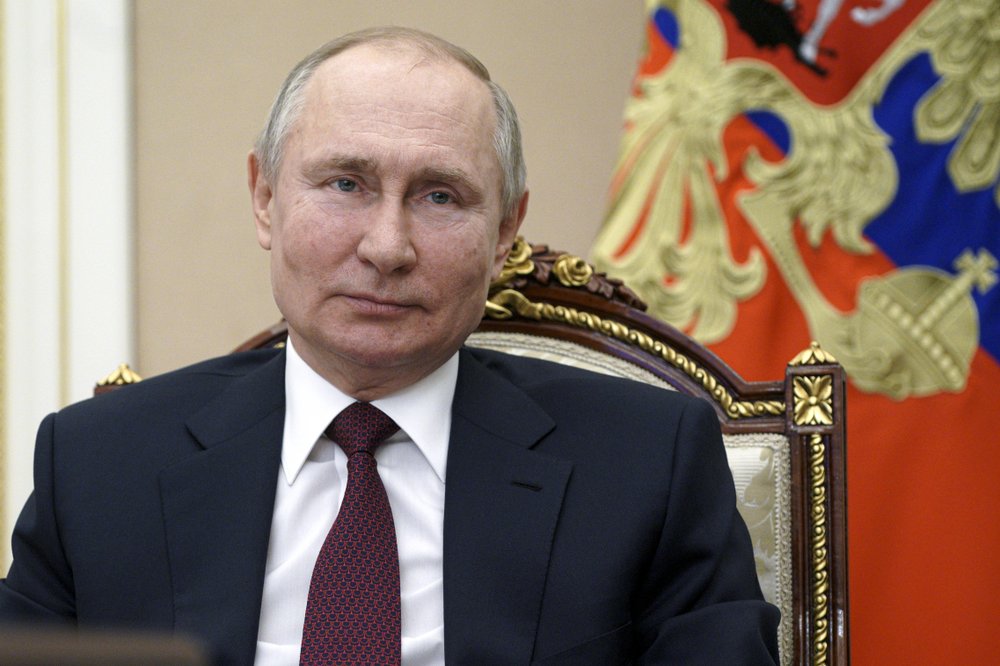 Kremlin: Putin’s offer of a call with Biden was to save ties