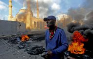 Lebanon: Specter of civil conflict looms as economic meltdown gives way to violence