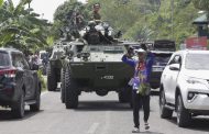 Philippine troops drive away armed rebels from public market
