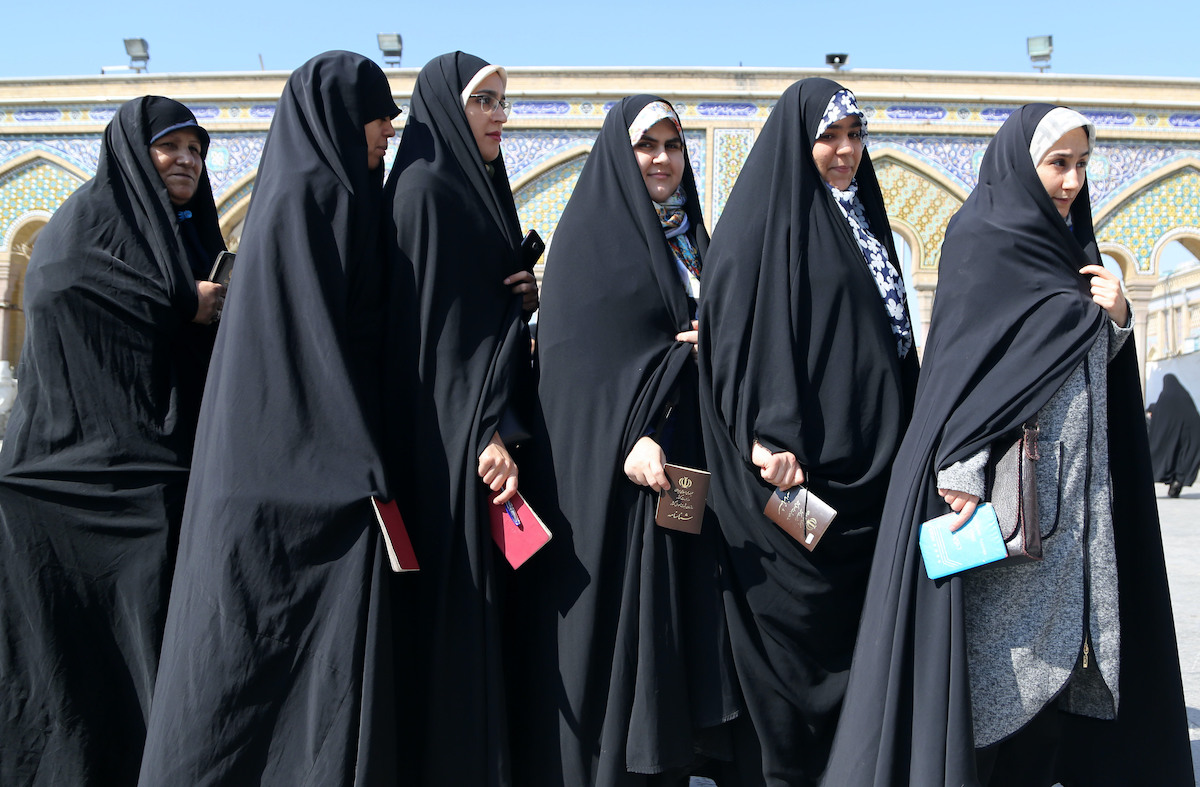 Presidential election in Iran: Women and generals await Supreme Leader's decision