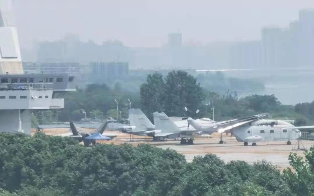 New Chinese stealth fighter spotted as Beijing seeks to challenge power of US Navy