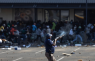 South African Military Is Called In to Quell Violence