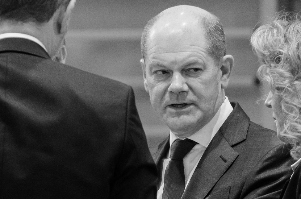 Olaf Scholz sets intelligence overhaul in motion