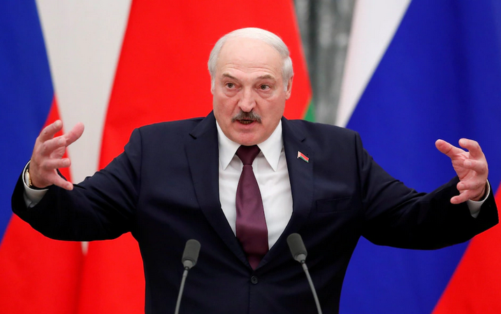 Russia calls Alexander Lukashenko's threat to host its nuclear weapons 'a warning' to the West