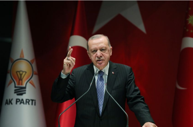 Turkey’s Erdogan Names Loyalist as Finance Minister Amid Lira Rout