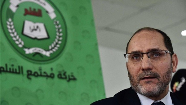 Change in Hamas movement’s course makes it a support for authority in Algeria
