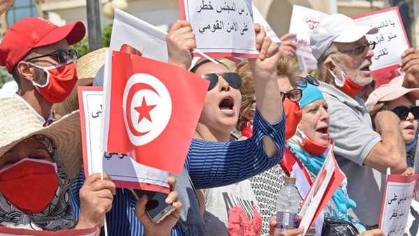 Blackmail and covering up corruption: Latest accusations against Ennahda in Tunisia