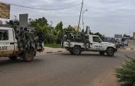 Timbuktu crying for help as terrorists tighten siege on it